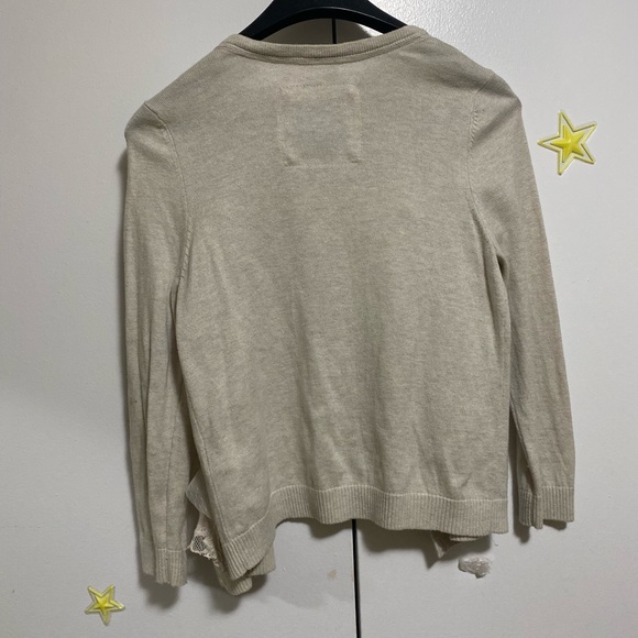White Abercrombie and fitch cardigan - Picture 5 of 5